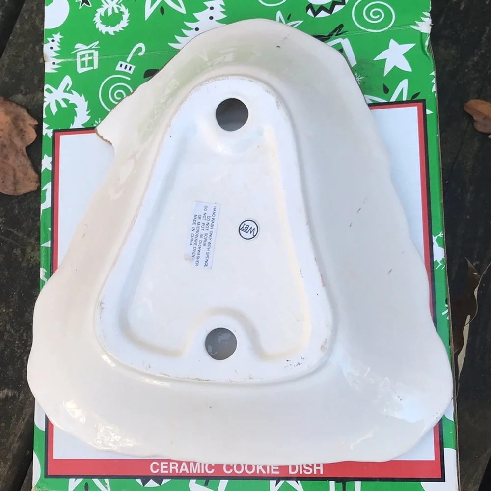 HOLIDAY TREASURES - Picture 12 of 14